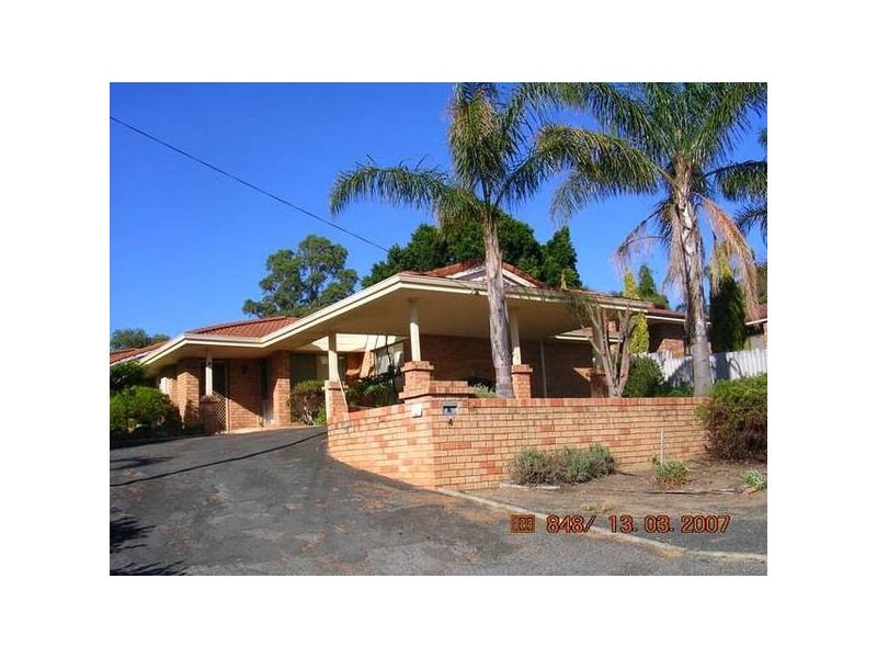 A/4 Hughlings Place, Australind WA 6233