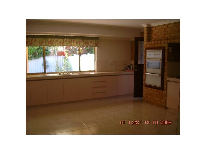 2 Shirreff Close, Australind WA 6233
