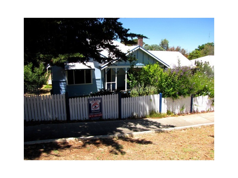 33 Tuart Street, Bunbury WA 6230