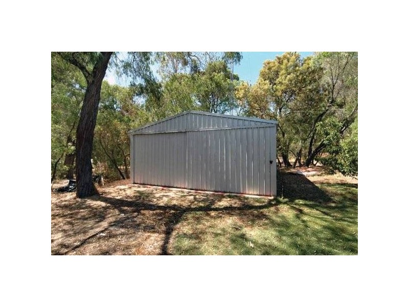 4 Hosier Court, Leschenault WA 6233