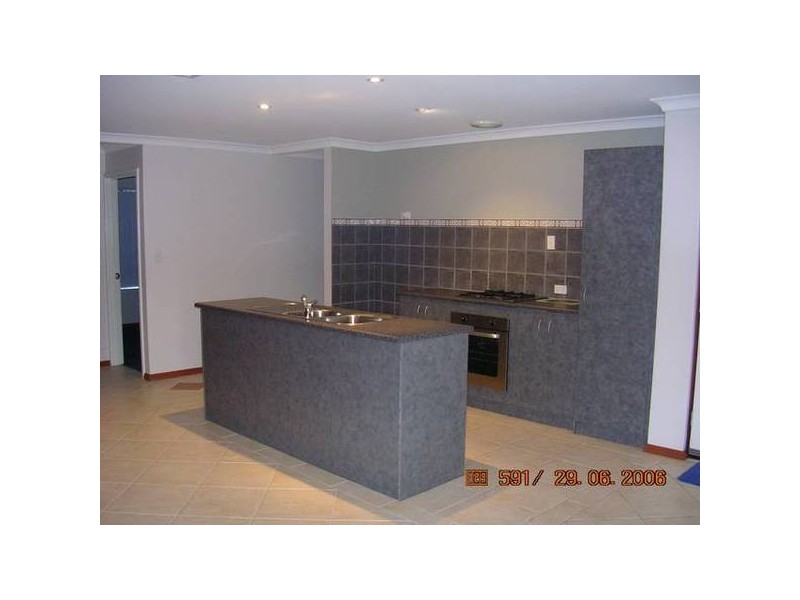 9 Thompson Place, Australind WA 6233