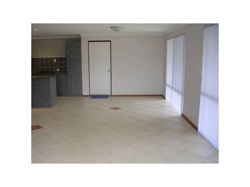 9 Thompson Place, Australind WA 6233