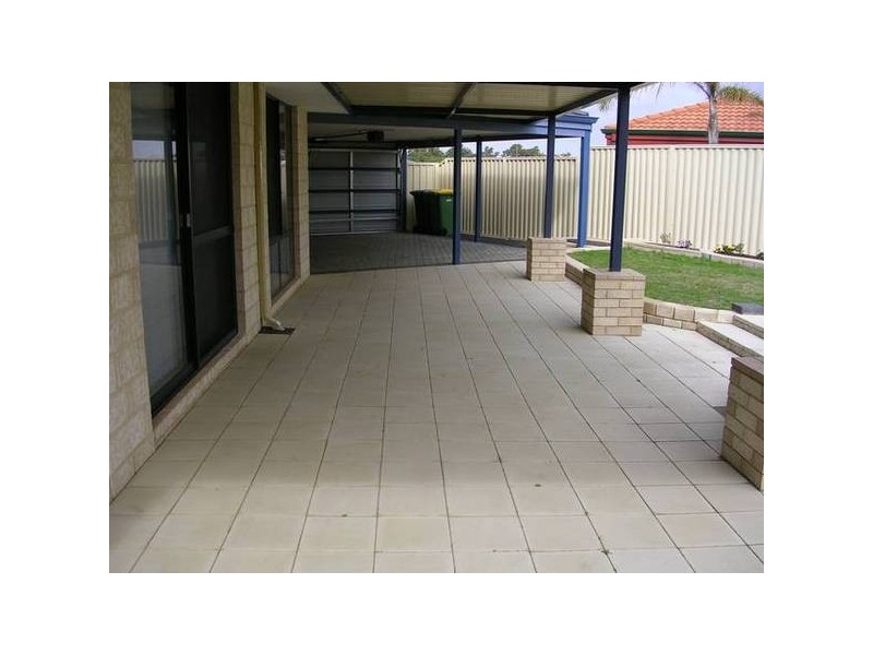 9 Thompson Place, Australind WA 6233