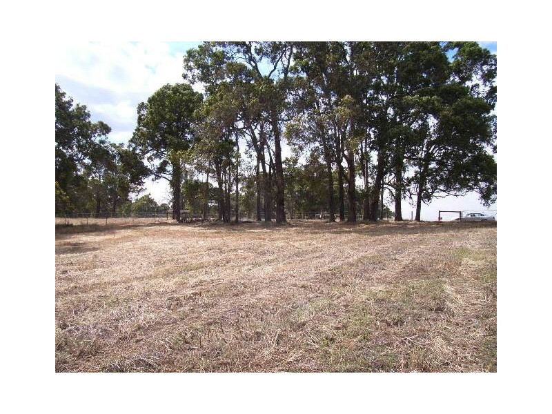 208 Livingstone Heights, Roelands WA 6226