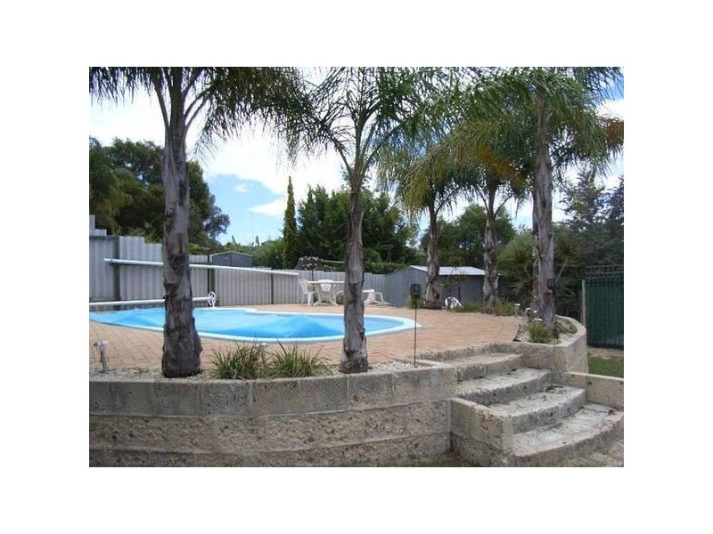 5 Hughlings Place, Australind WA 6233