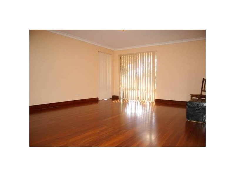 35 Barton Drive, Australind WA 6233