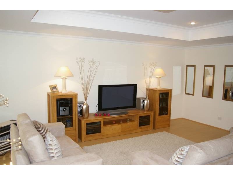 18 Sapphire Way, Dalyellup WA 6230