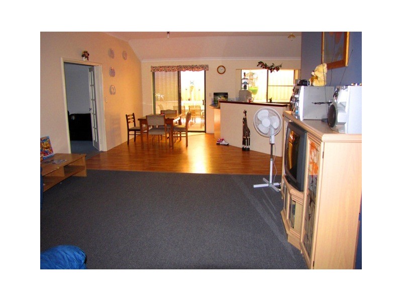 22 Janjin Road, Dalyellup WA 6230