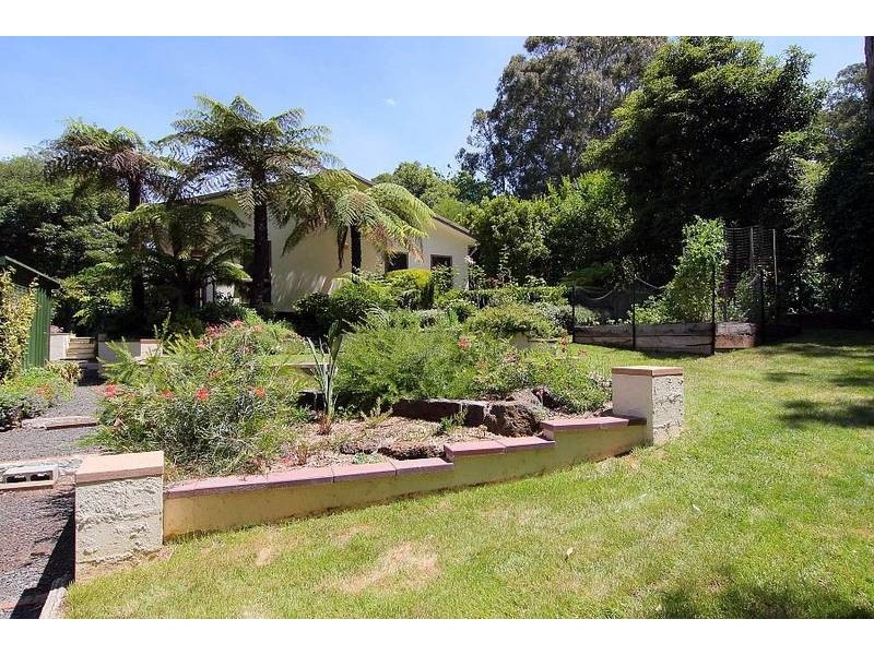 15 Douglas Street, Upwey VIC 3158