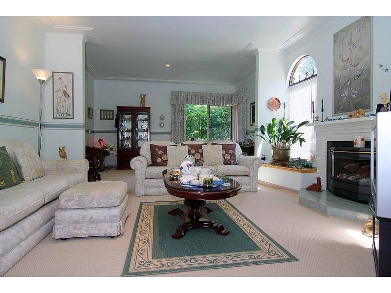 15 Douglas Street, Upwey VIC 3158