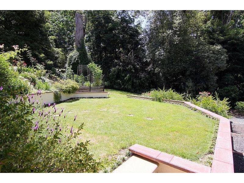 15 Douglas Street, Upwey VIC 3158
