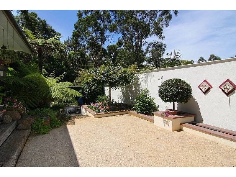 15 Douglas Street, Upwey VIC 3158