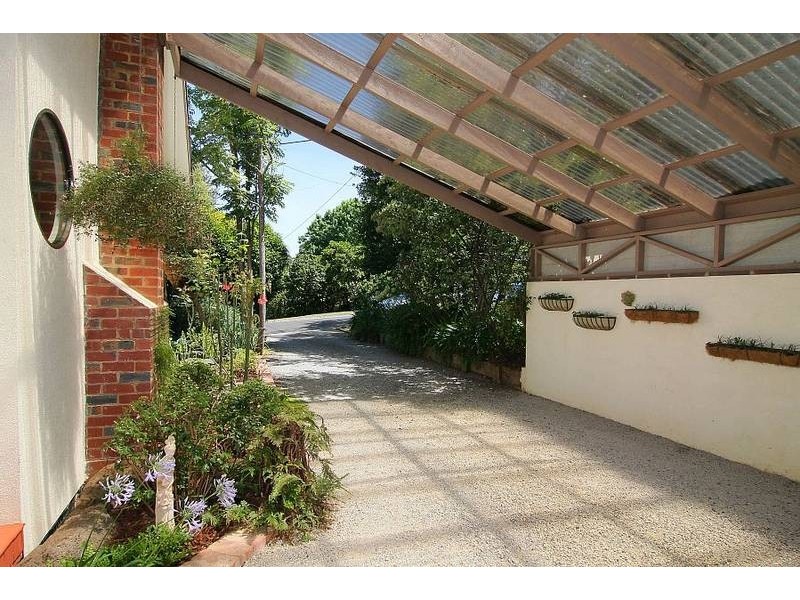 15 Douglas Street, Upwey VIC 3158