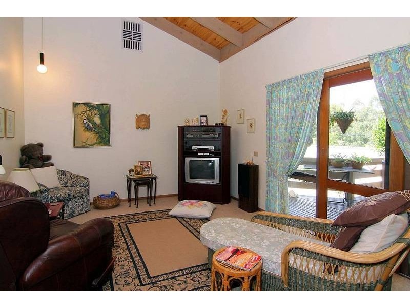 15 Douglas Street, Upwey VIC 3158