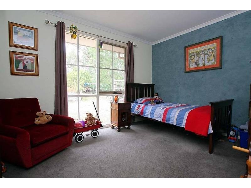 37 Maskells Hill Road, Selby VIC 3159