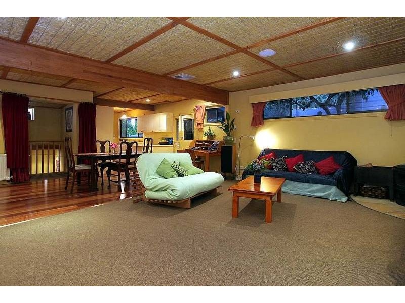 5 Batesleigh Road, Selby VIC 3159