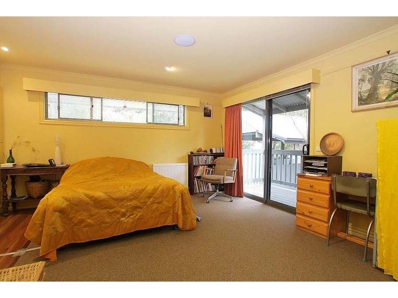 5 Batesleigh Road, Selby VIC 3159