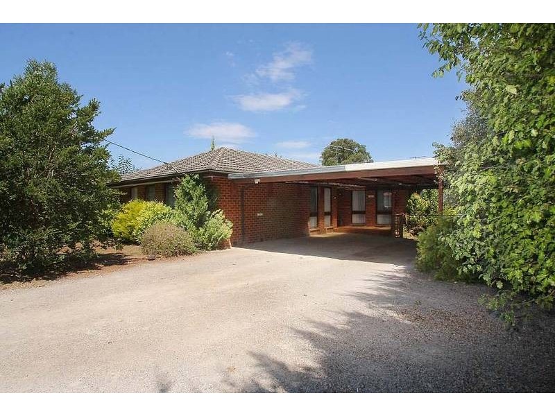 50 David Hill Road, Monbulk VIC 3793