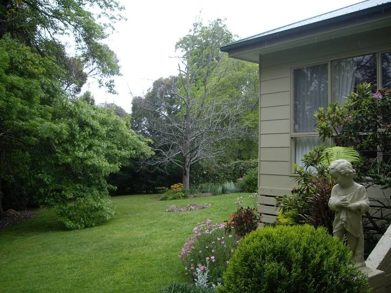 2 Cambridge Street, Belgrave South VIC 3160