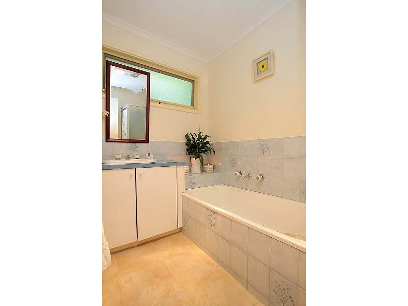 1 Leslie Street, Belgrave VIC 3160
