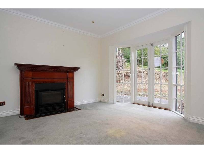 31 One Tree Hill Road, Ferny Creek VIC 3786