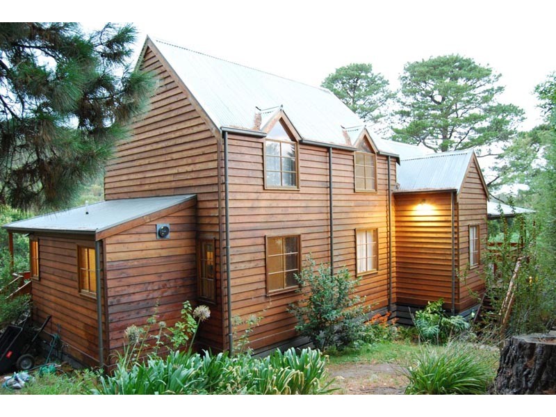 81 Temple Road, Selby VIC 3159