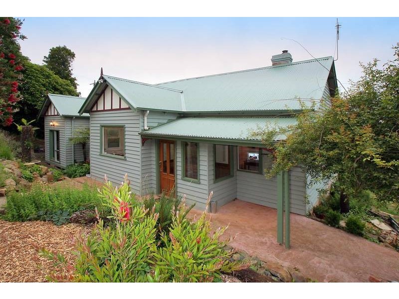 93 Invermay Road, Monbulk VIC 3793