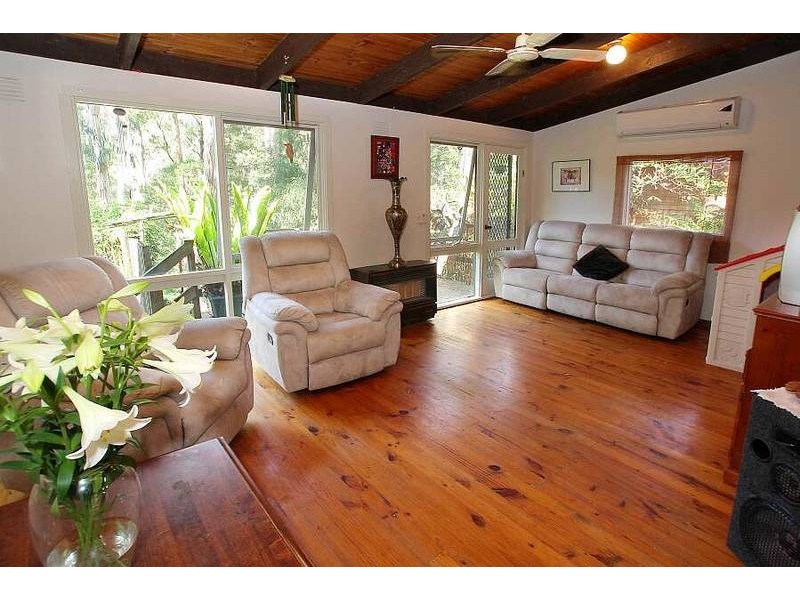 20 Old Reservoir Road, Belgrave VIC 3160