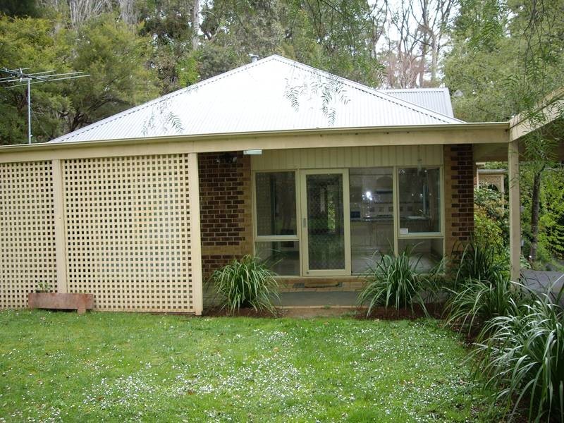 13 Seabreeze Avenue, Ferny Creek VIC 3786
