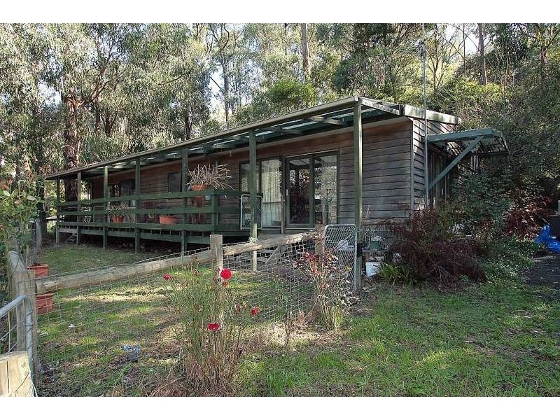 7 Colin Avenue, Cockatoo VIC 3781