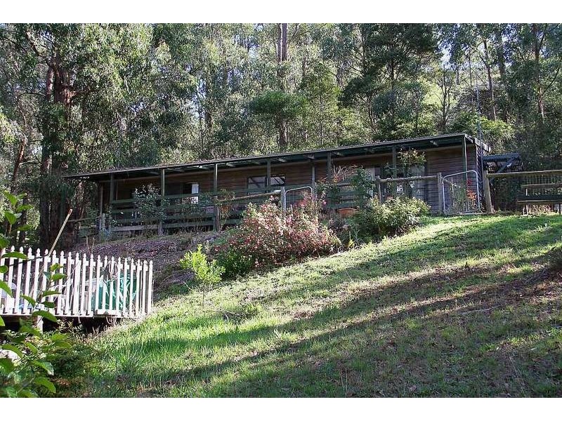 7 Colin Avenue, Cockatoo VIC 3781