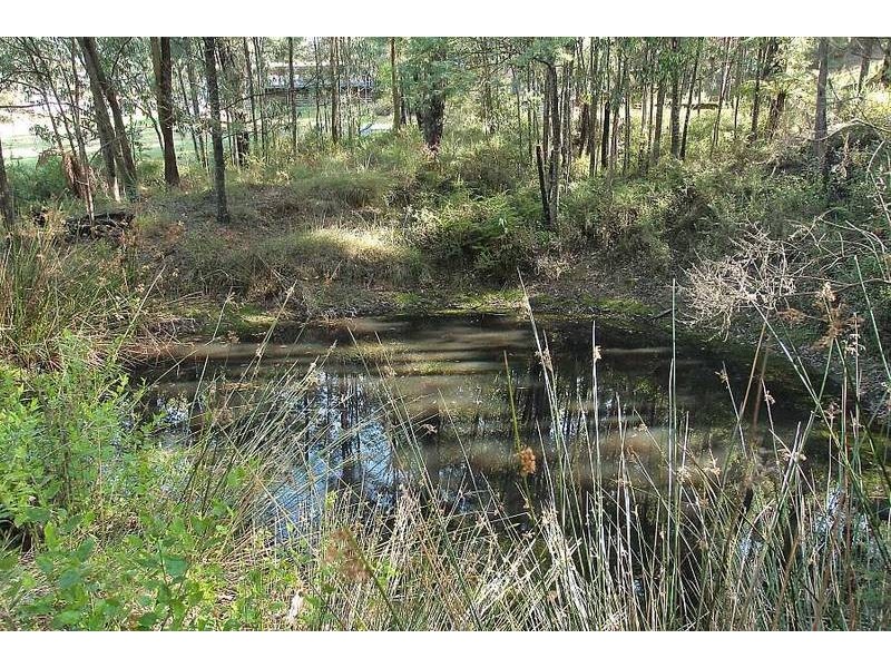 7 Colin Avenue, Cockatoo VIC 3781