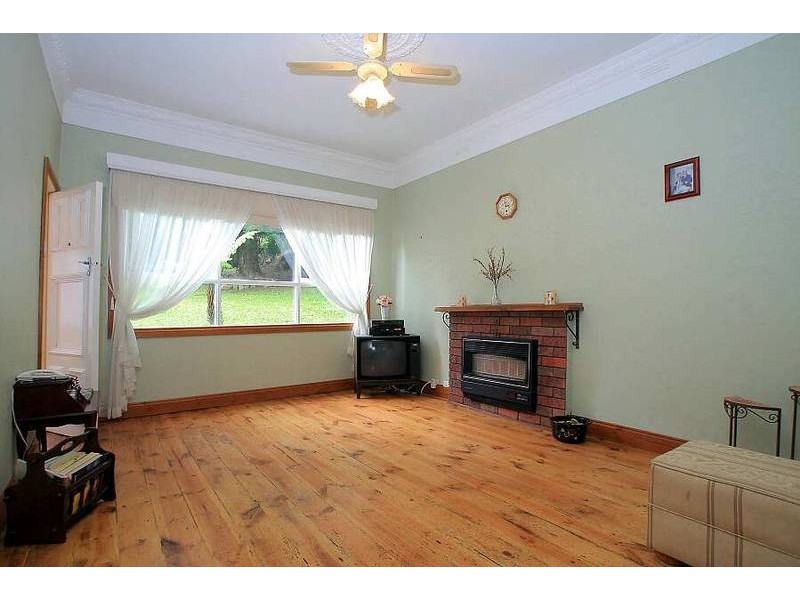 4 Cole Avenue, Belgrave VIC 3160