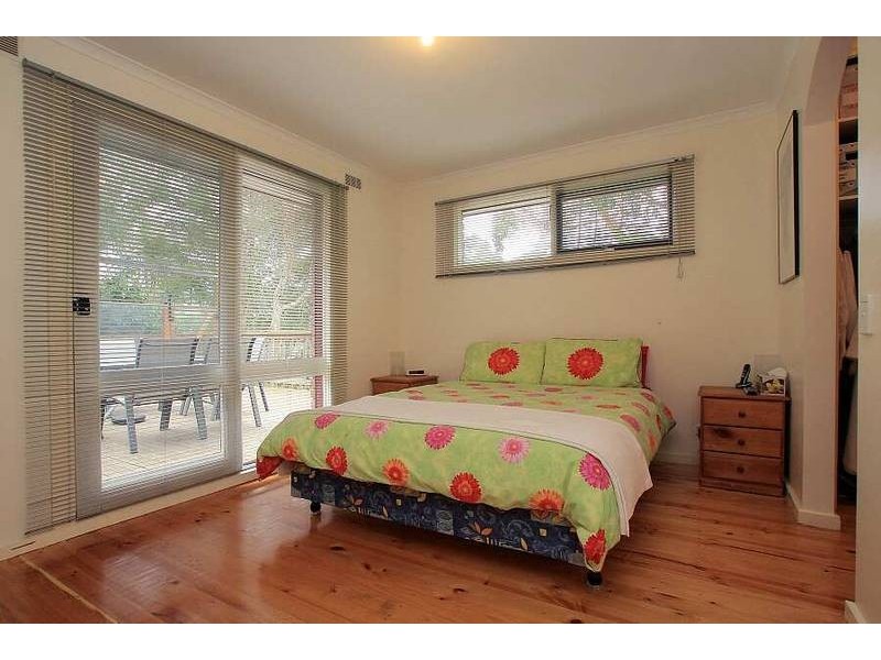 2 Banool Road, Selby VIC 3159