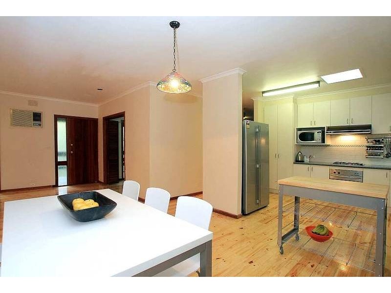 6 Licence Road, Belgrave South VIC 3160