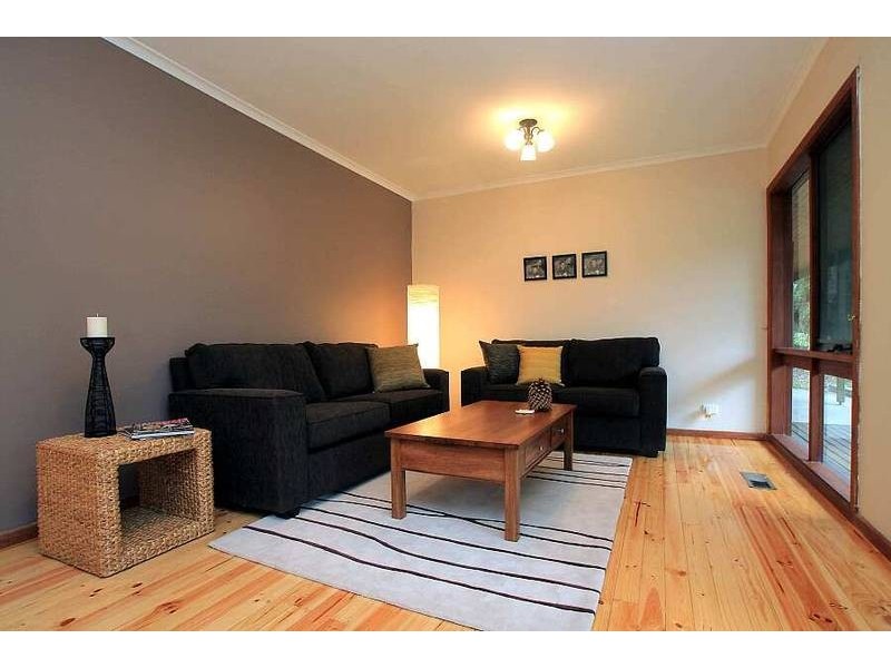 6 Licence Road, Belgrave South VIC 3160
