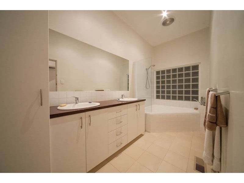 111 Monbulk Road, Kallista VIC 3791