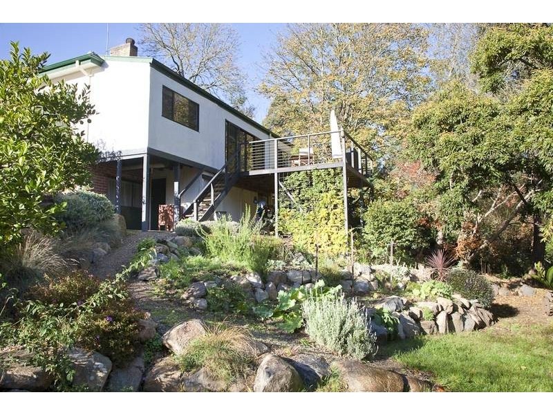 111 Monbulk Road, Kallista VIC 3791