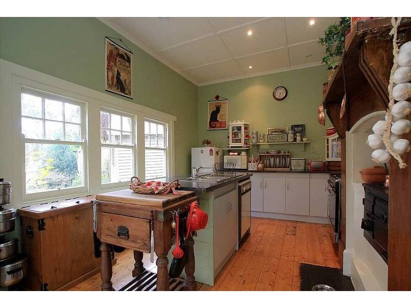 28 Belgrave Hallam Road, Belgrave VIC 3160