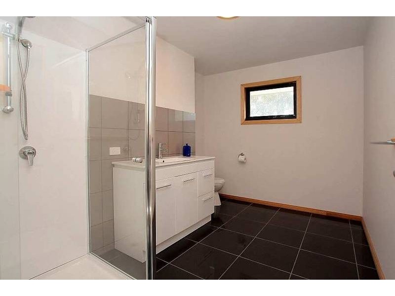 9 St Leonards Road, Selby VIC 3159