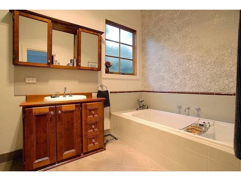 21 Thompson Road, Upwey VIC 3158