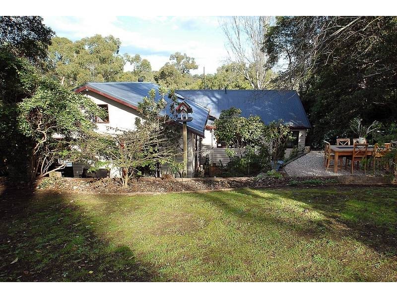 21 Thompson Road, Upwey VIC 3158