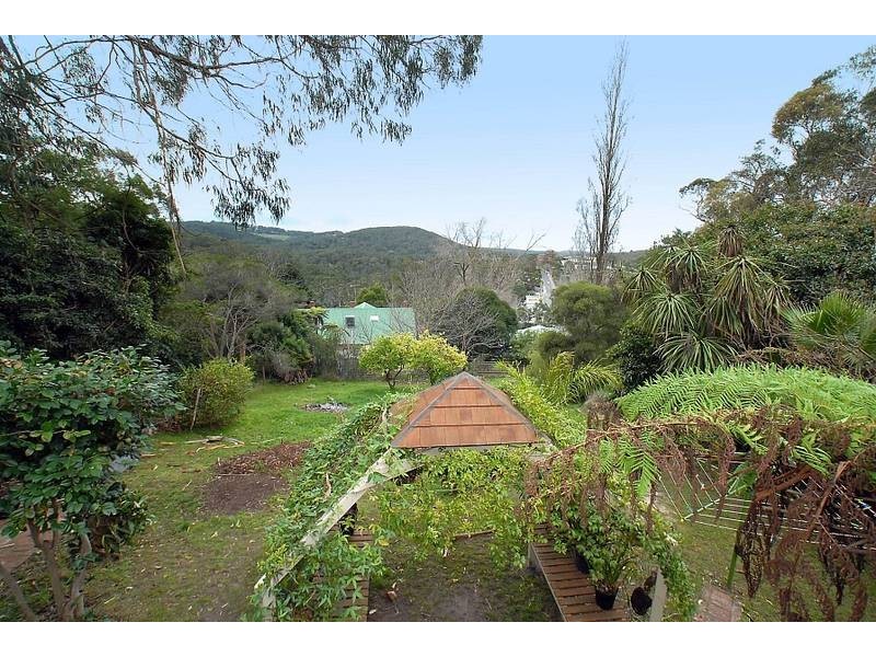 14 Terrys Avenue, Belgrave VIC 3160