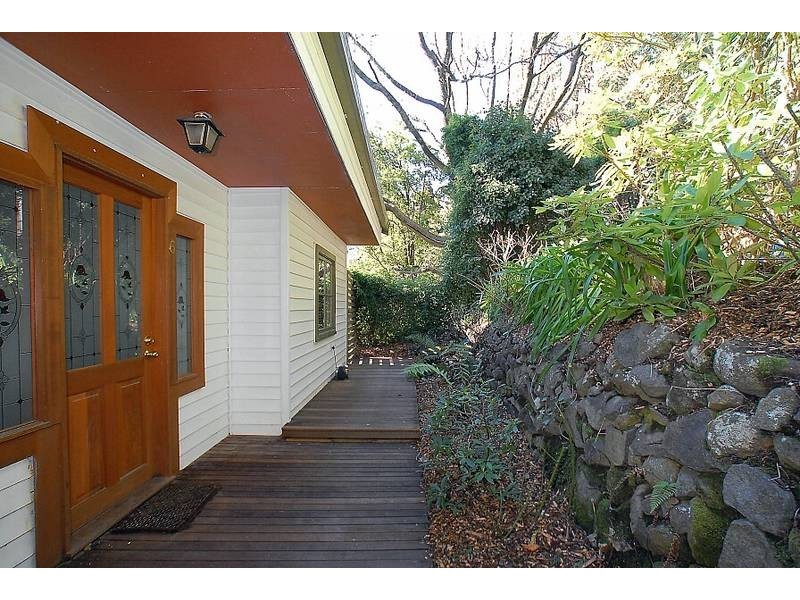 6 Nicholson Street, Olinda VIC 3788