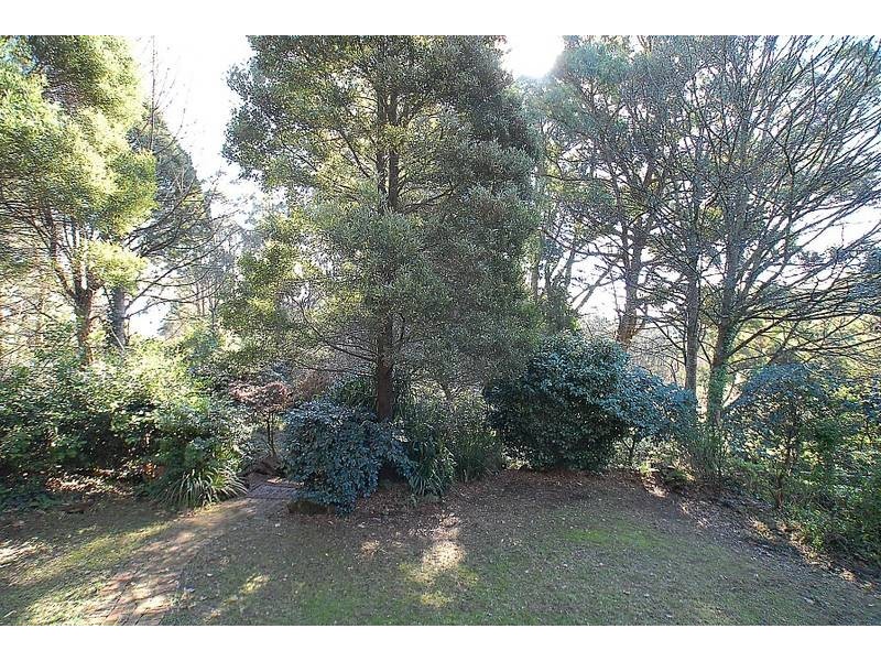 6 Nicholson Street, Olinda VIC 3788