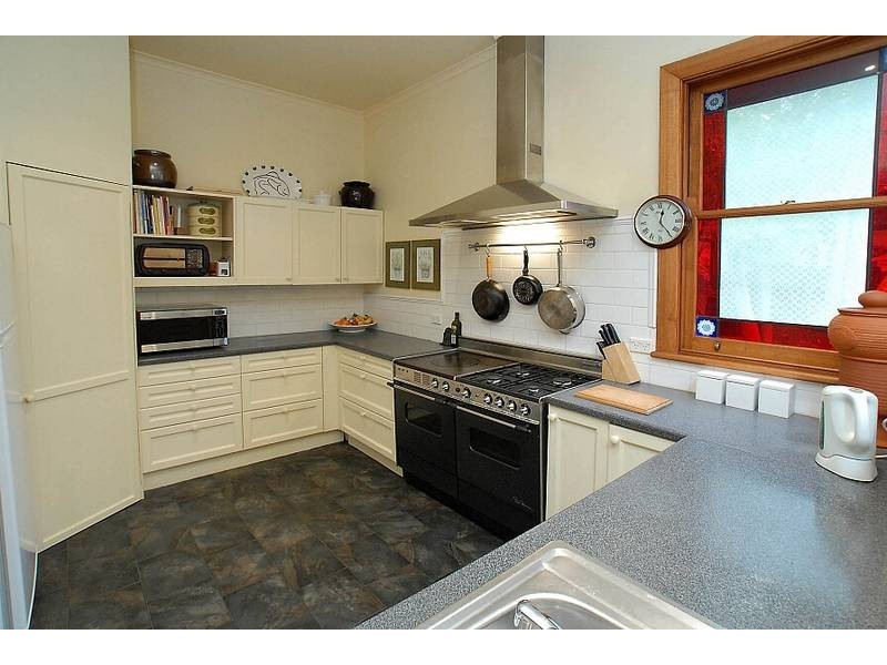 2 Long Pockitt Lane, Selby VIC 3159