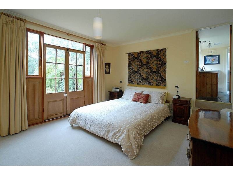 2 Long Pockitt Lane, Selby VIC 3159