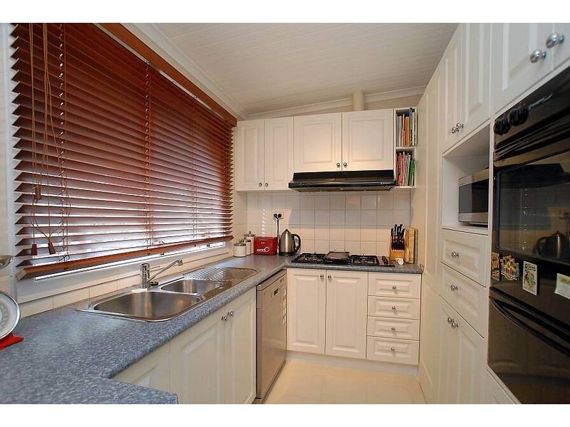 112 Alexander Avenue, Upwey VIC 3158