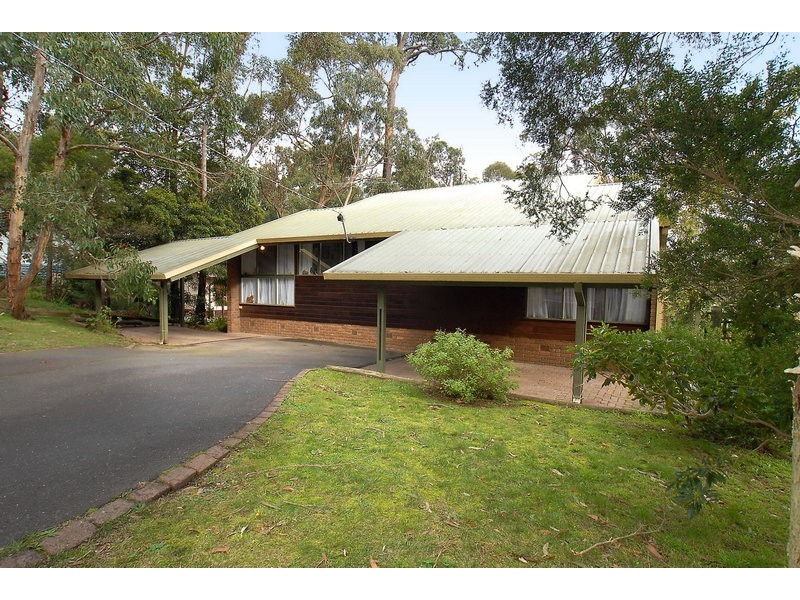 19 Ferndale Avenue, Upwey VIC 3158