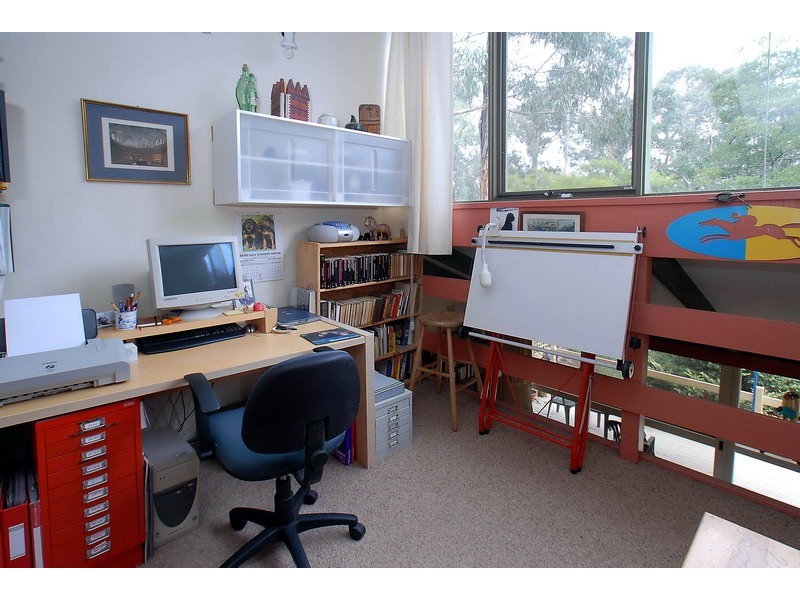 19 Ferndale Avenue, Upwey VIC 3158